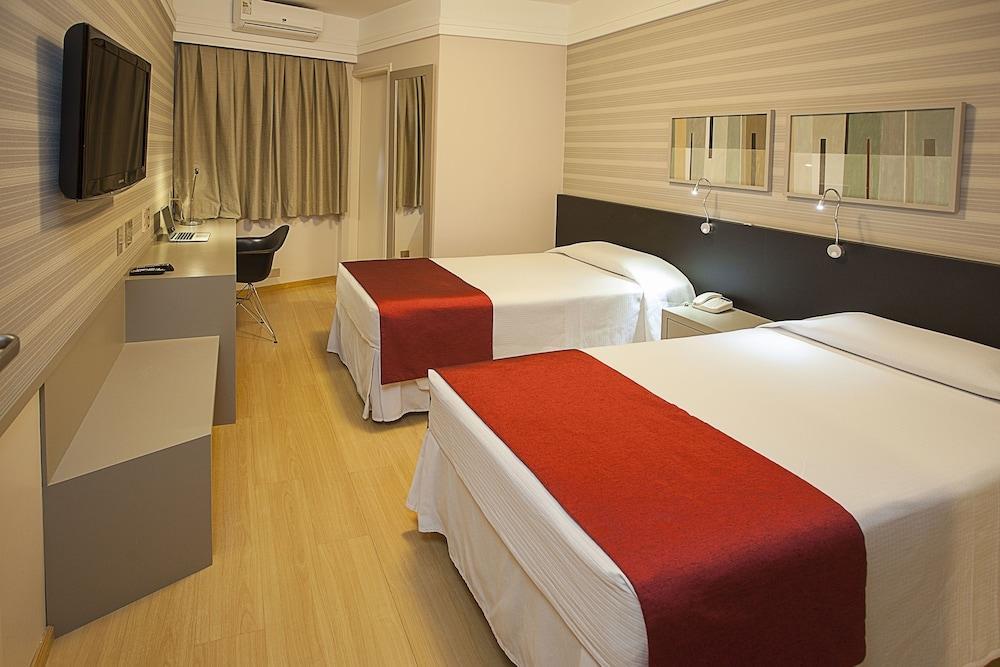 Max Plaza Hotel มารีเลีย ภายนอก รูปภาพ