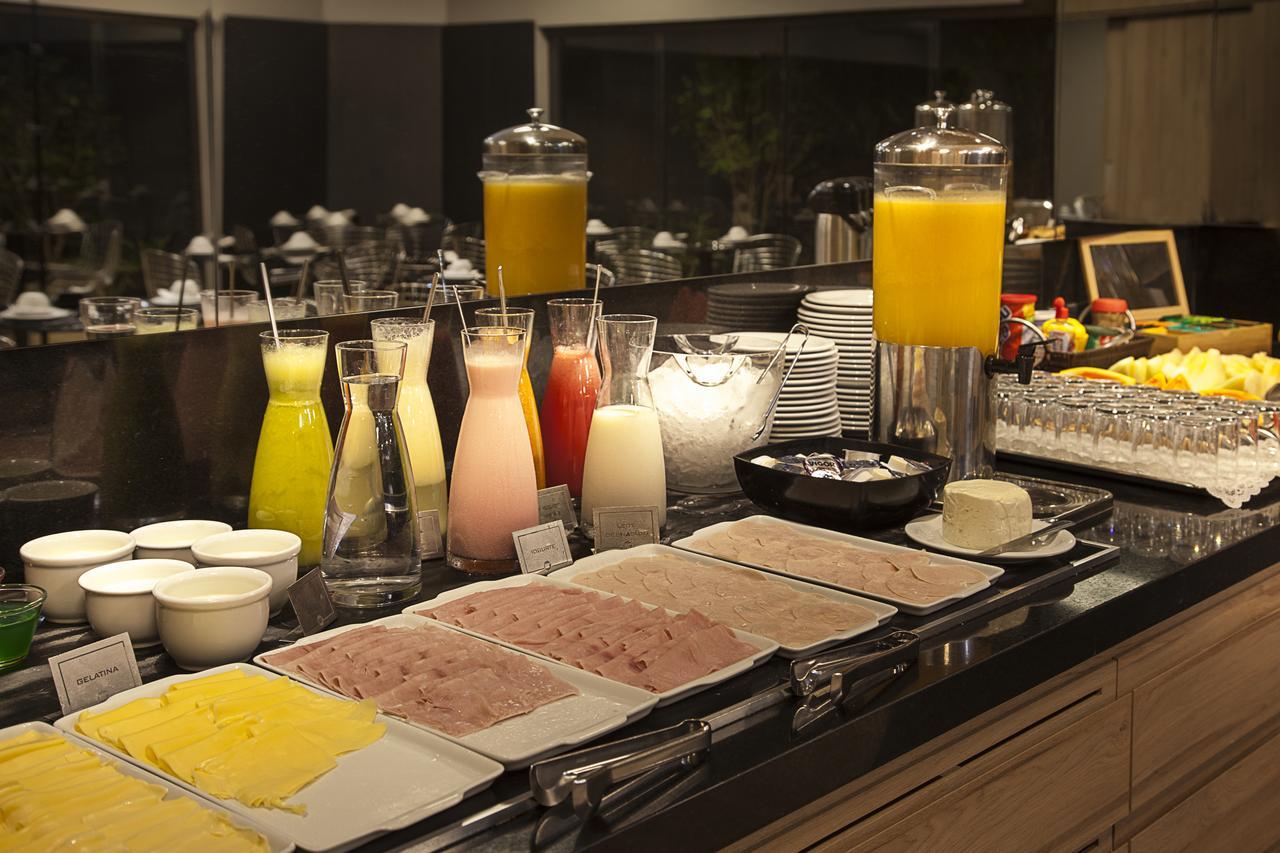 Max Plaza Hotel มารีเลีย ภายนอก รูปภาพ