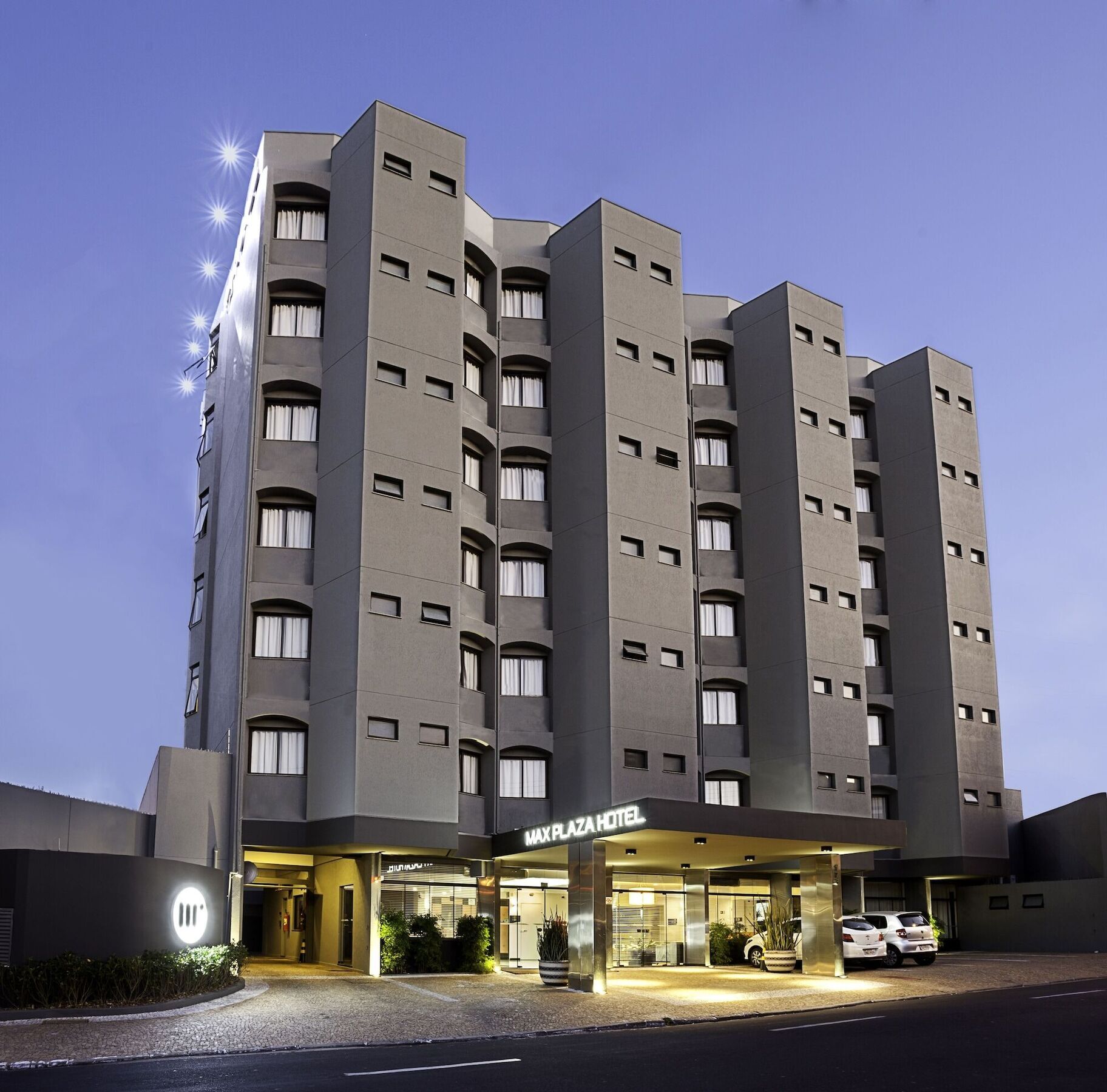 Max Plaza Hotel มารีเลีย ภายนอก รูปภาพ
